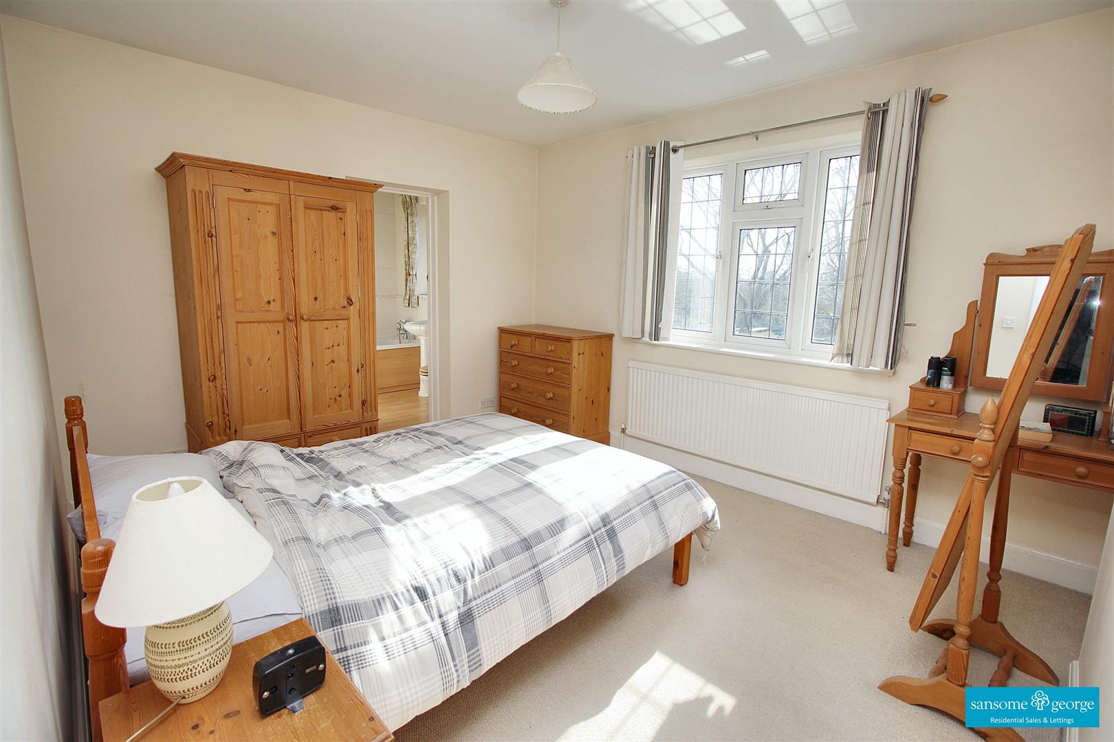 Weald Rise, Tilehurst, Reading